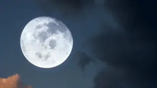 Волчья Луна: необычное полнолуние смогут наблюдать казахстанцы