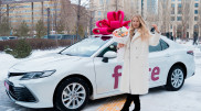 Как новогоднее чудо: Бухгалтер из Атырау выиграла новую Camry от Forte