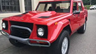Редчайший Lamborghini LM002 выставили на продажу