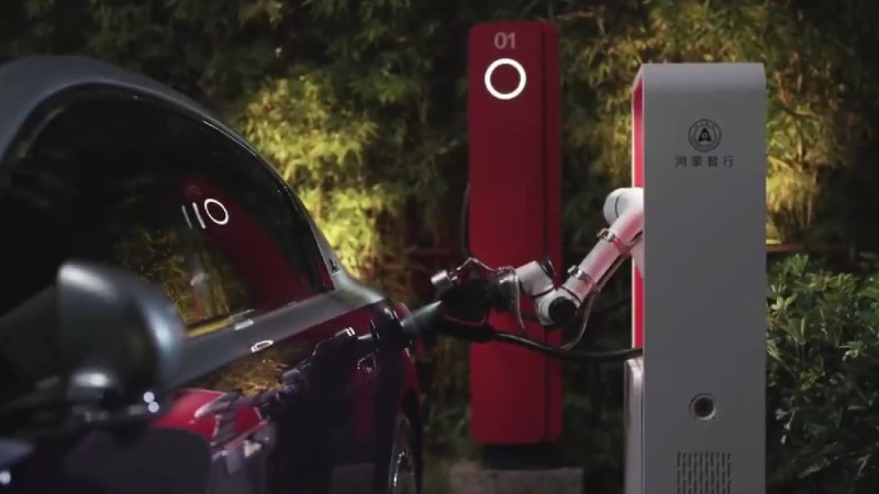 Кадры из видео