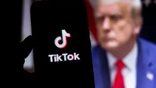 TikTok возобновил работу в США после заявления Трампа