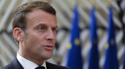 Макрон объявил мобилизацию добровольцев во Франции