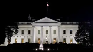 Стало известно, что написал Байден Трампу в письме, оставленном в Овальном кабинете