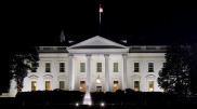 Стало известно, что написал Байден Трампу в письме, оставленном в Овальном кабинете
