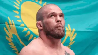 В России раскритиковали казахстанца за отмененный бой