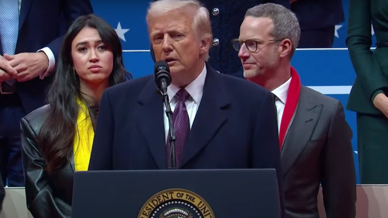 Кадры из видео