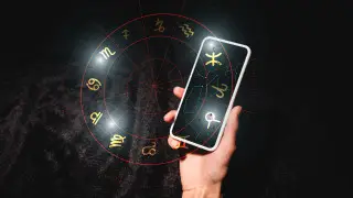 Гороскоп на сегодня: кому стоит пойти на свидание, а кому - остерегаться мошенников