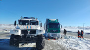 Провел пять суток на дороге: спасатели помогли водителю фуры на Кордайском перевале
