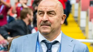 Черчесов ушел с поста главного тренера сборной Казахстана