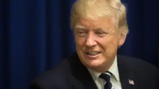 Трамп распорядился создать систему “Железный купол“ над США