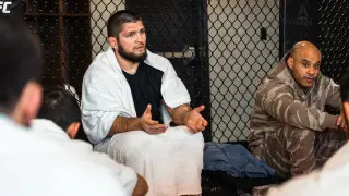 “Манчестер Юнайтед“ показал неожиданное фото Хабиба Нурмагомедова