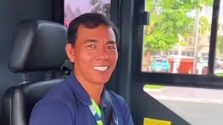 “Подрабатывает водителем автобуса?“ Двойника Нурлана Коянбаева нашли во Вьетнаме