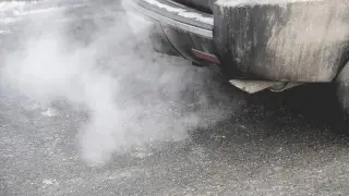 Как снизить выбросы на старом авто и избежать штрафа, объяснил эксперт