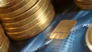 Новая система заблокировала переводы казахстанцев на 1,5 миллиарда тенге