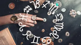 Гороскоп на сегодня: кого ждут неожиданные перемены, а кому быть cдержанным в общении