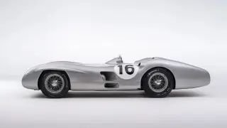 Второй самый дорогой автомобиль в мире ушел с молотка