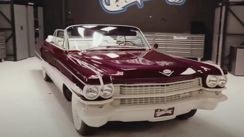 Кадры из видео