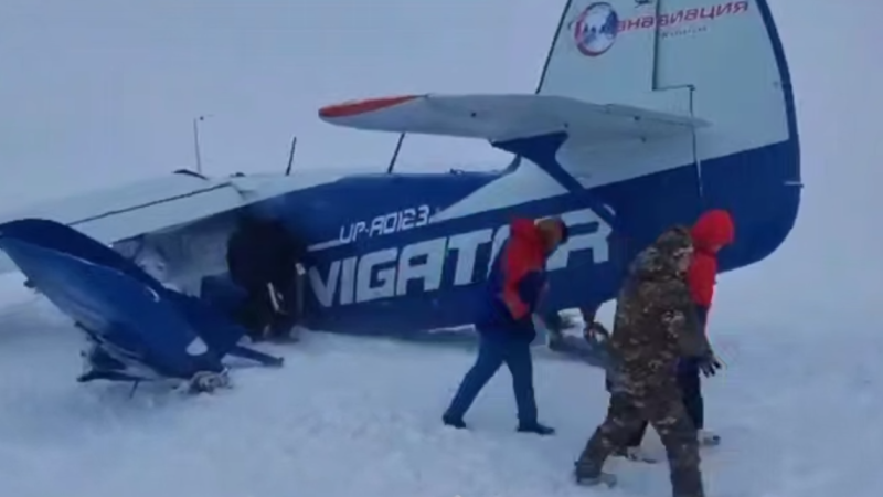 Кадры из видео