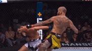 Легендарный чемпион UFC завершил карьеру из-за жуткой травмы