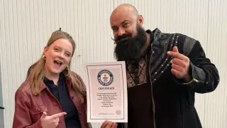 Казахстанский силач из аула поставил новый рекорд Гиннесса