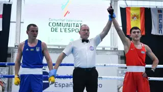 Казахстанец вырвал золото после нокдауна от кыргызстанца