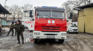Астанчанин пытался покинуть горящую на 9-м этаже квартиру по простыням: видео