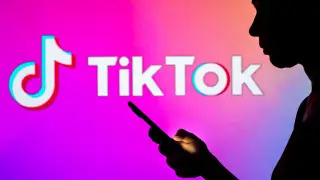 Почему в TikTok удаляют видео казахстанцев