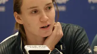 Рыбакина отреагировала на расследование WTA о “близости“ с тренером