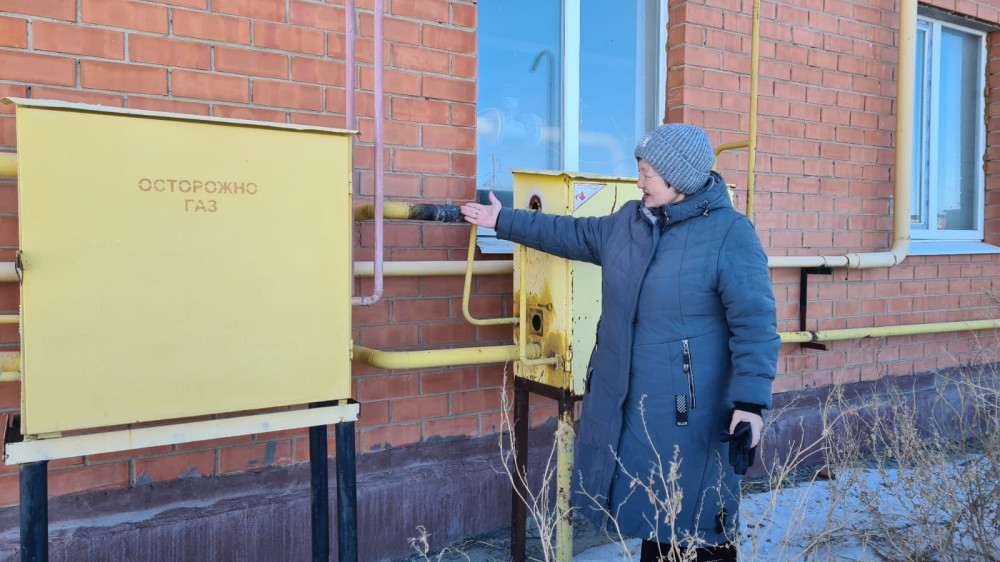 Застройщик оставил жителей многоэтажки в Актобе без газа в отопительный сезон