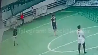 Парня придавило насмерть воротами на футбольной площадке в Астане