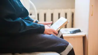 В Узбекистане за чтение книг будут уменьшать срок в тюрьме