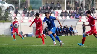 Сборная Казахстана потерпела первое поражение с новым тренером