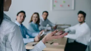 “Успешный успех“: депутат призвала регулировать деятельность коучей