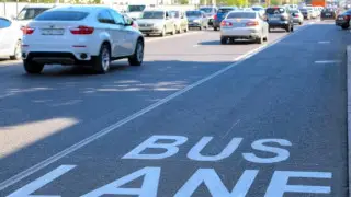 Автобусные полосы открыли для авто на одном из проспектов Астаны