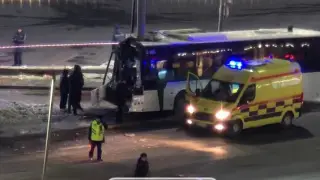 “Водителя зажало“: медики рассказали о пострадавших в ДТП с участием автобуса в Астане