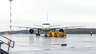 Массовые задержки рейсов: в Актау закрыли взлетно-посадочную полосу