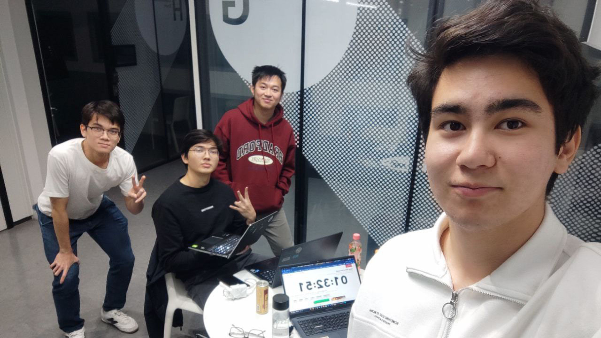 Казахстанец в KAIST: от школьных олимпиад к исследованиям в Корее