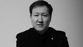 Казахстанский певец и ведущий Аскар Дуйсенов погиб в ДТП