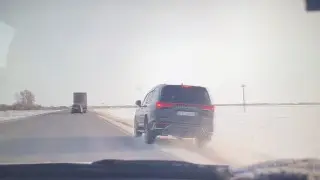 “Номера запоминай!“. Казахстанцы возмутились безнаказанностью водителя