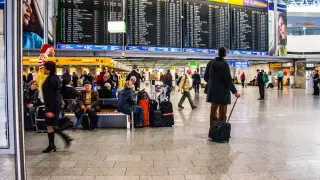 Один из крупнейших аэропортов Германии полностью прекратил работу