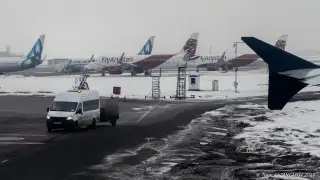 В аэропорту Алматы из-за непогоды задерживаются рейсы