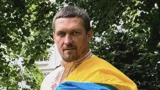 Александру Усику назначили бой против чемпиона мира