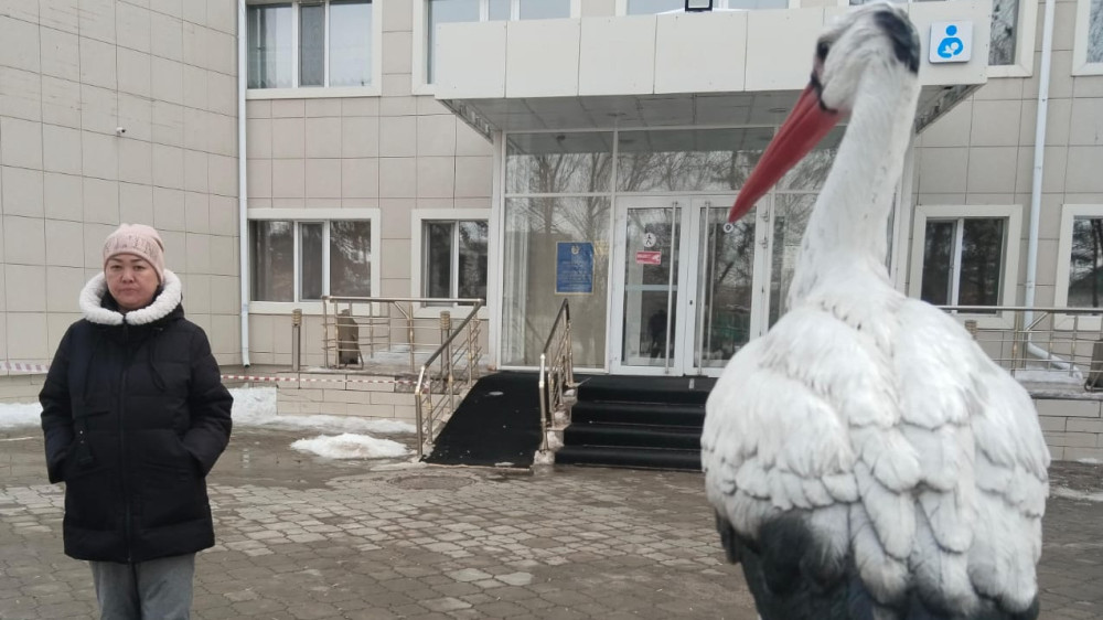 Без ребенка и матки: жительница Костаная винит врачей в неудачных родах
