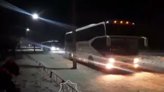 Спасатели сопроводили в пункт размещения пассажиров трех автобусов в области Абай
