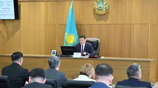 Сразу 7 чиновников в области Абай получили выговоры, еще двое уволены