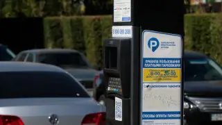 Движение транспорта и организацию парковок временно изменят в одном из районов Алматы