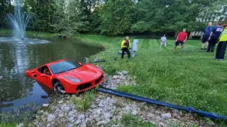 Коллективный иск против Ferrari готовят в США