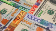 Курс доллара упал еще на 3 тенге