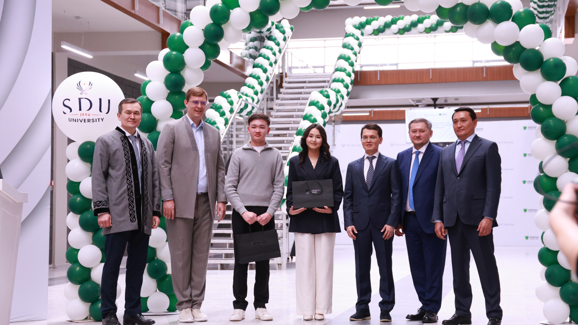 В SDU University открылся блок, где студенты уже сегодня создают завтрашний день