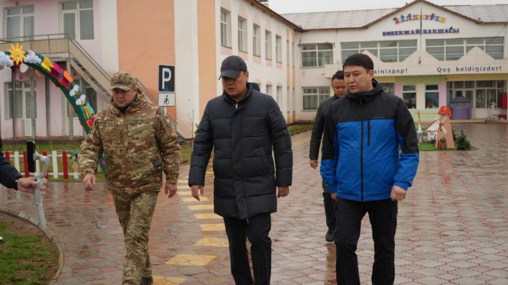 Землетрясение на юге Казахстана: в каких зданиях появились трещины